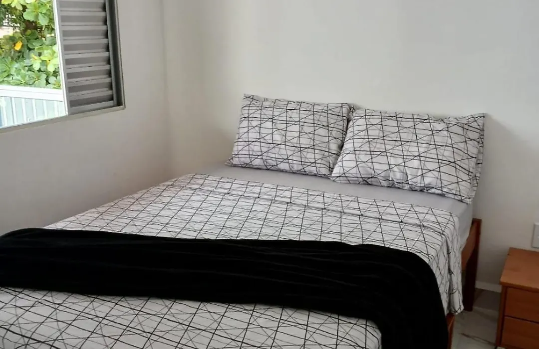 Excelente apartamento - Itaguá-1